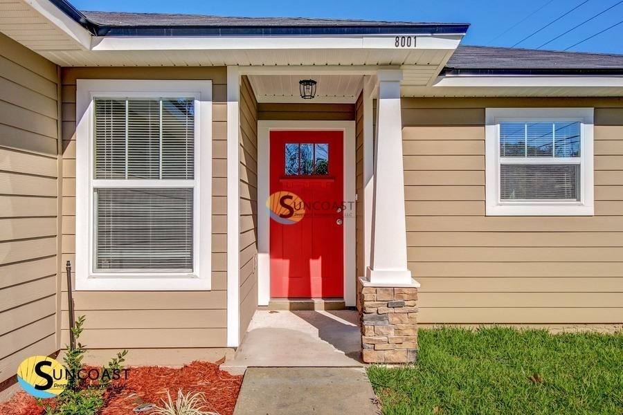House for rent at 8001 Ridgehill View Rd, Jacksonville, FL 32210