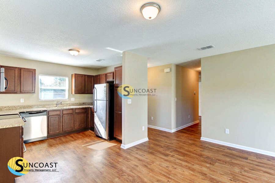 House for rent at 8001 Ridgehill View Rd, Jacksonville, FL 32210