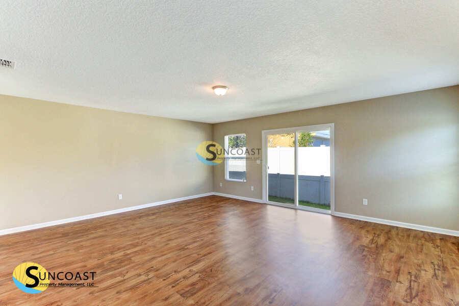House for rent at 8001 Ridgehill View Rd, Jacksonville, FL 32210