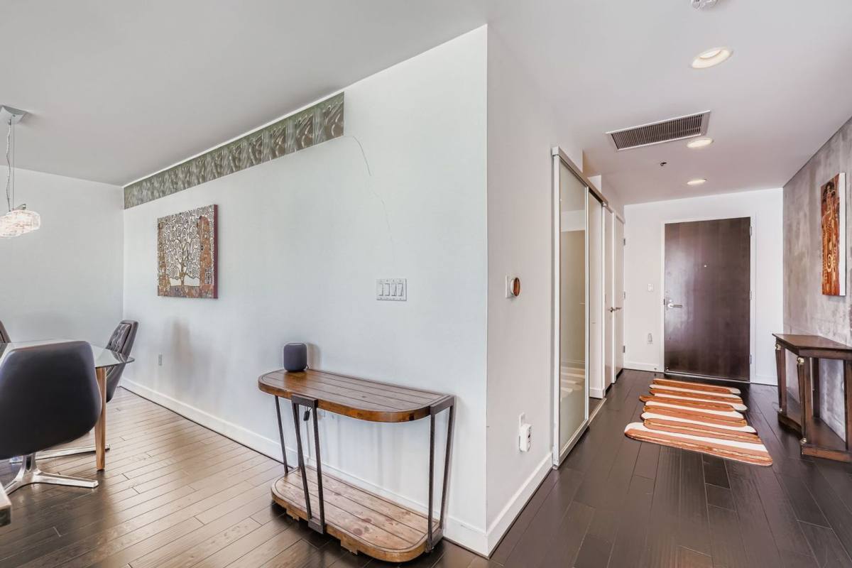 Townhouse for rent at 891 14th St #2410, Denver, CO 80202