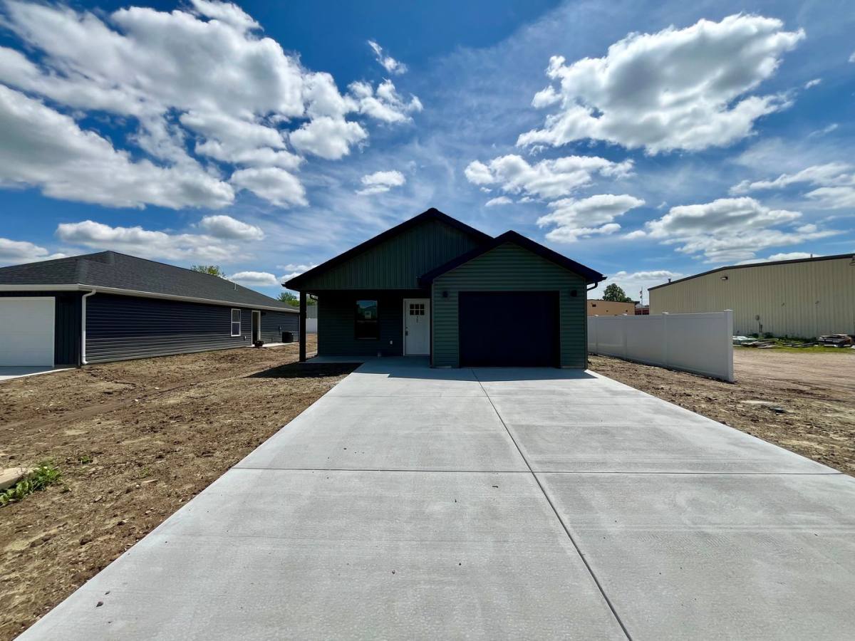House for rent at 20 Modern St, Sullivan, MO 63080