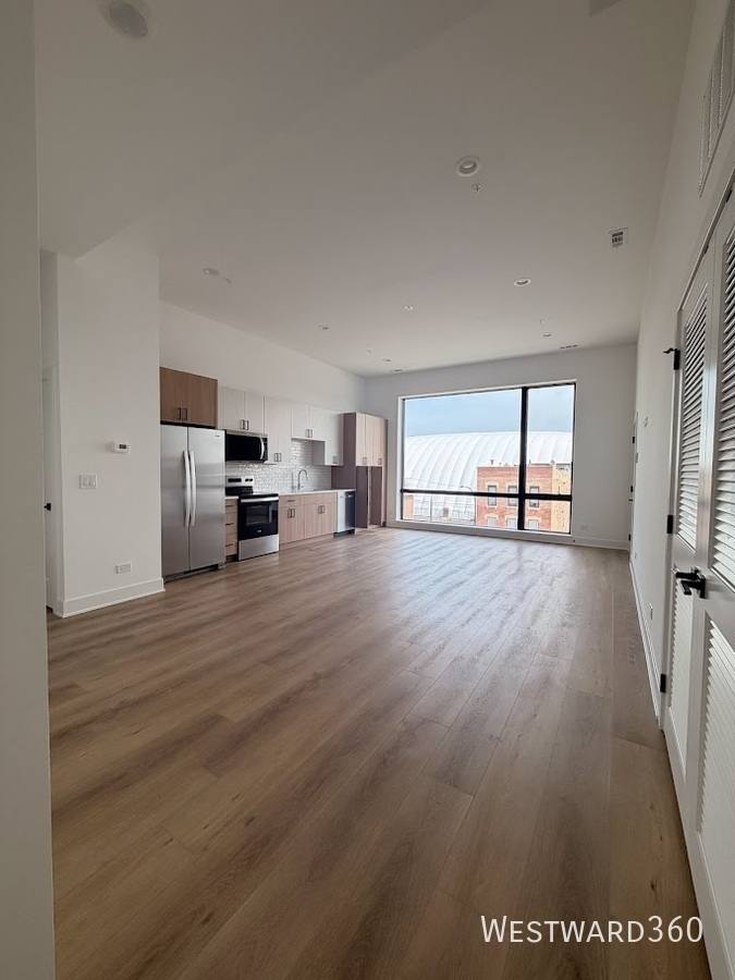 Apartment for rent at 1320 S Ashland Ave #401, Chicago, IL 60608