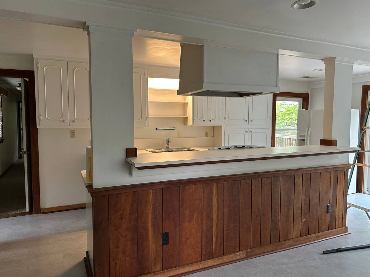 House for rent at 1127 Round Hill Dr, Charlottesville, VA 22901
