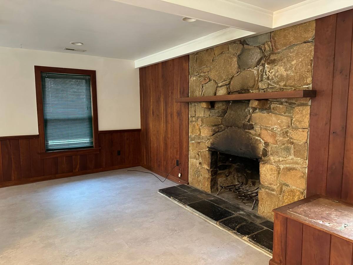 House for rent at 1127 Round Hill Dr, Charlottesville, VA 22901