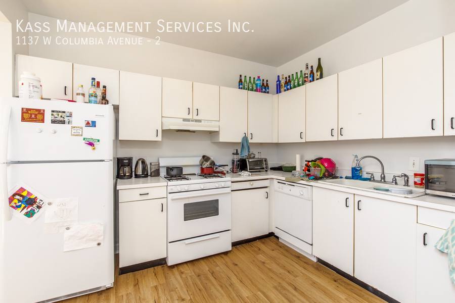 Apartment for rent at 1137 W Columbia Ave #2, Chicago, IL 60626