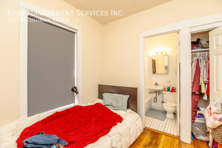 Apartment for rent at 1137 W Columbia Ave #2, Chicago, IL 60626