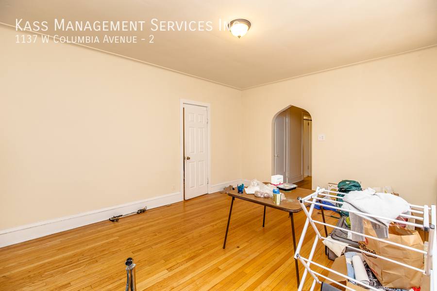 Apartment for rent at 1137 W Columbia Ave #2, Chicago, IL 60626