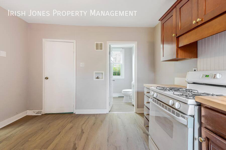 Apartment for rent at 62 Germain St, Buffalo, NY 14207