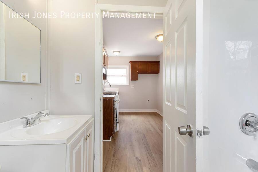 Apartment for rent at 62 Germain St, Buffalo, NY 14207