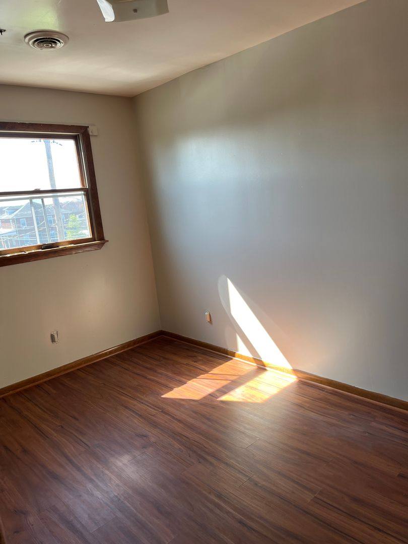 Apartment for rent at 921 Russellton Rd, Cheswick, PA 15024