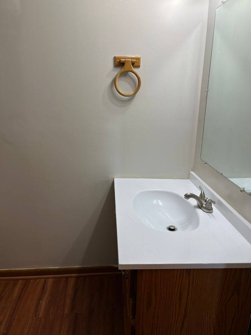 Apartment for rent at 921 Russellton Rd, Cheswick, PA 15024