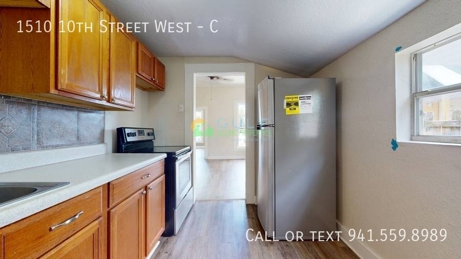 Apartment for rent at 1510 10th St W #C, Bradenton, FL 34205