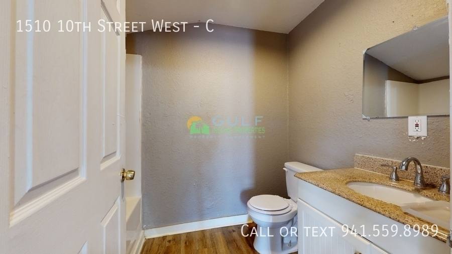 Apartment for rent at 1510 10th St W #C, Bradenton, FL 34205