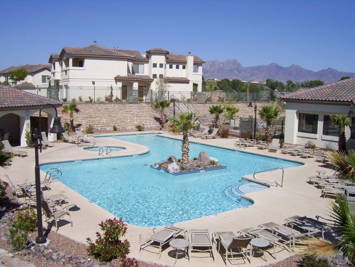 Apartment for rent at 501 N Roadrunner Parkway, Las Cruces, NM 88011