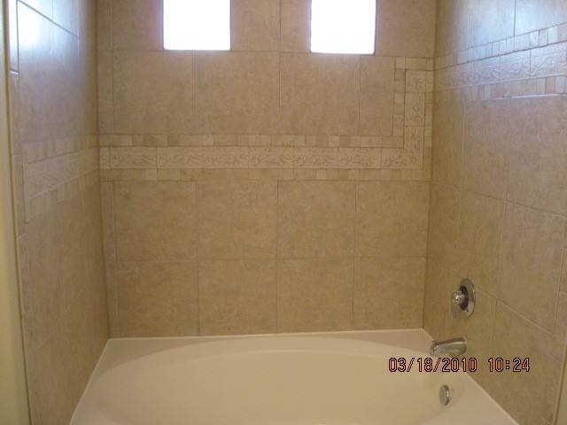 Apartment for rent at 501 N Roadrunner Parkway, Las Cruces, NM 88011