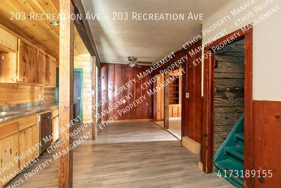 Apartment for rent at 203 Recreation Ave, Rockaway Beach, MO 65740
