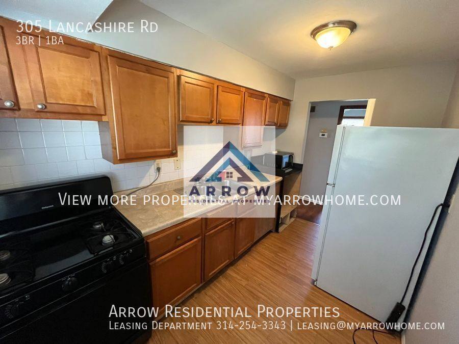 House for rent at 305 Lancashire Rd, Saint Louis, MO 63137