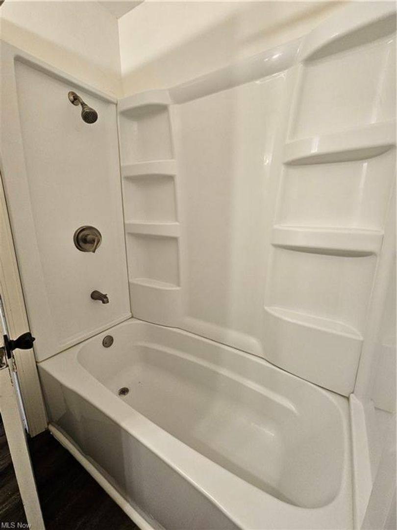 Townhouse for rent at 473 Deidrick Rd, Kent, OH 44240