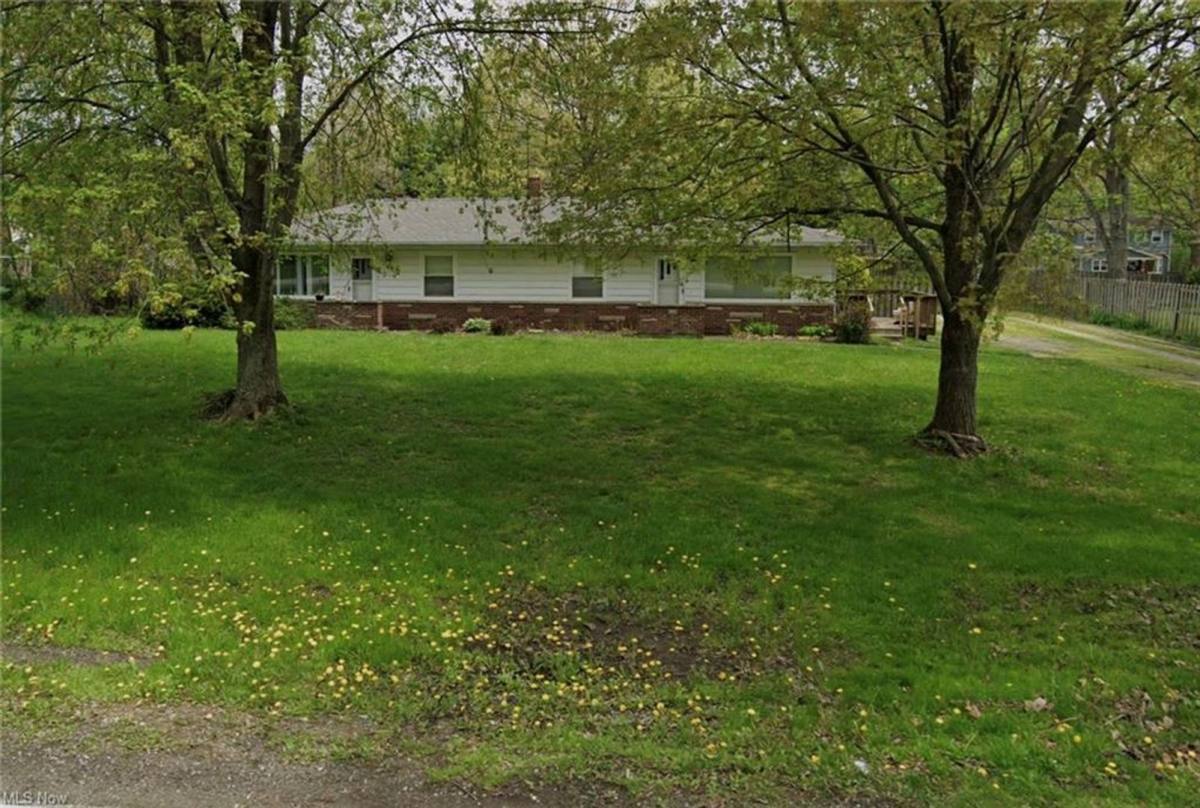 Townhouse for rent at 473 Deidrick Rd, Kent, OH 44240