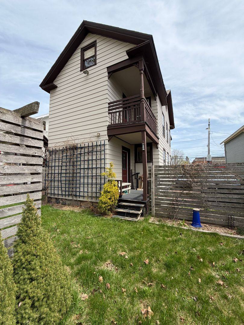 Apartment for rent at 135-137 N Ave, Burlington, VT 05401