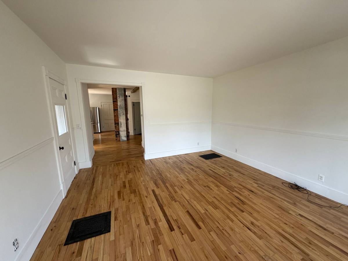Apartment for rent at 135-137 N Ave, Burlington, VT 05401