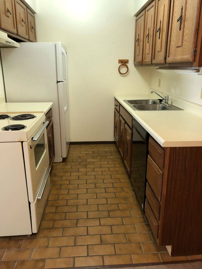Apartment for rent at 5137 Walker Ave, Lincoln, NE 68504