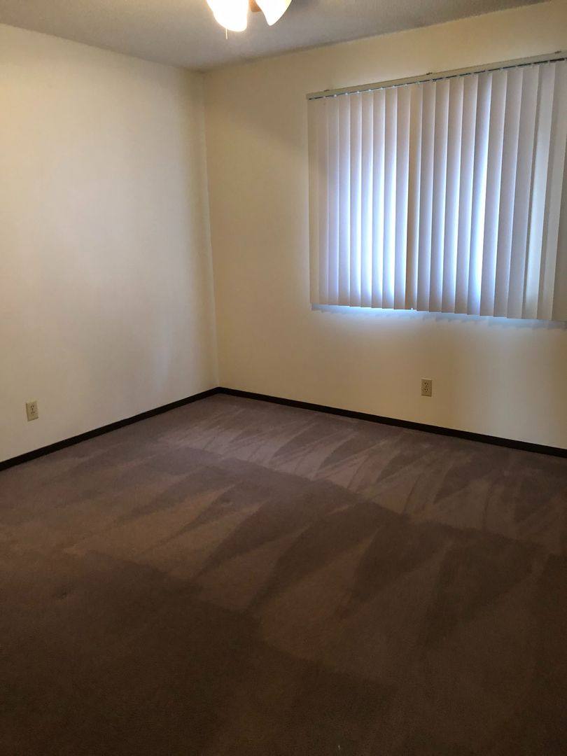 Apartment for rent at 5137 Walker Ave, Lincoln, NE 68504