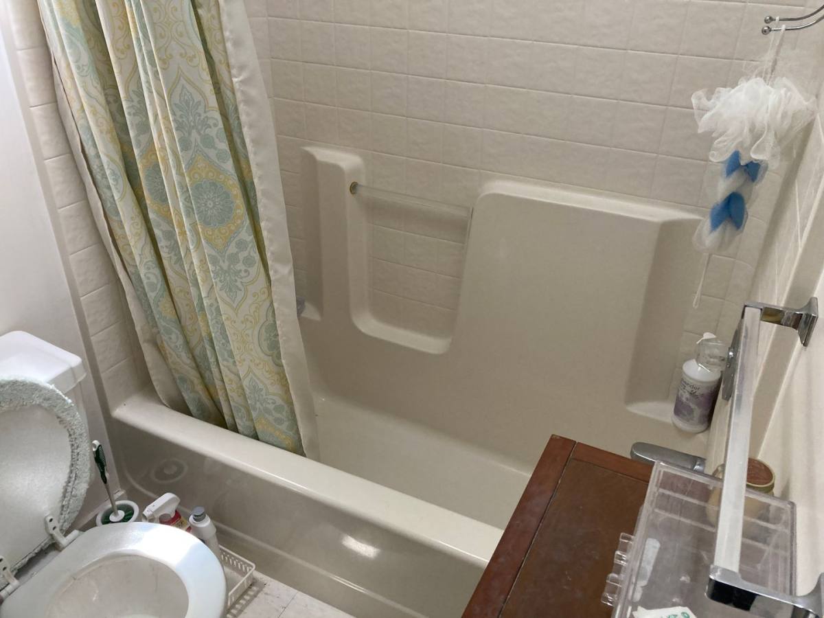 Apartment for rent at 136 Hartswick Ave, State College, PA 16803