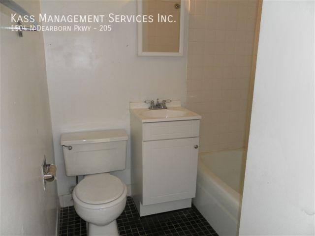 Apartment for rent at 1504 N Dearborn Parkway #205, Chicago, IL 60610