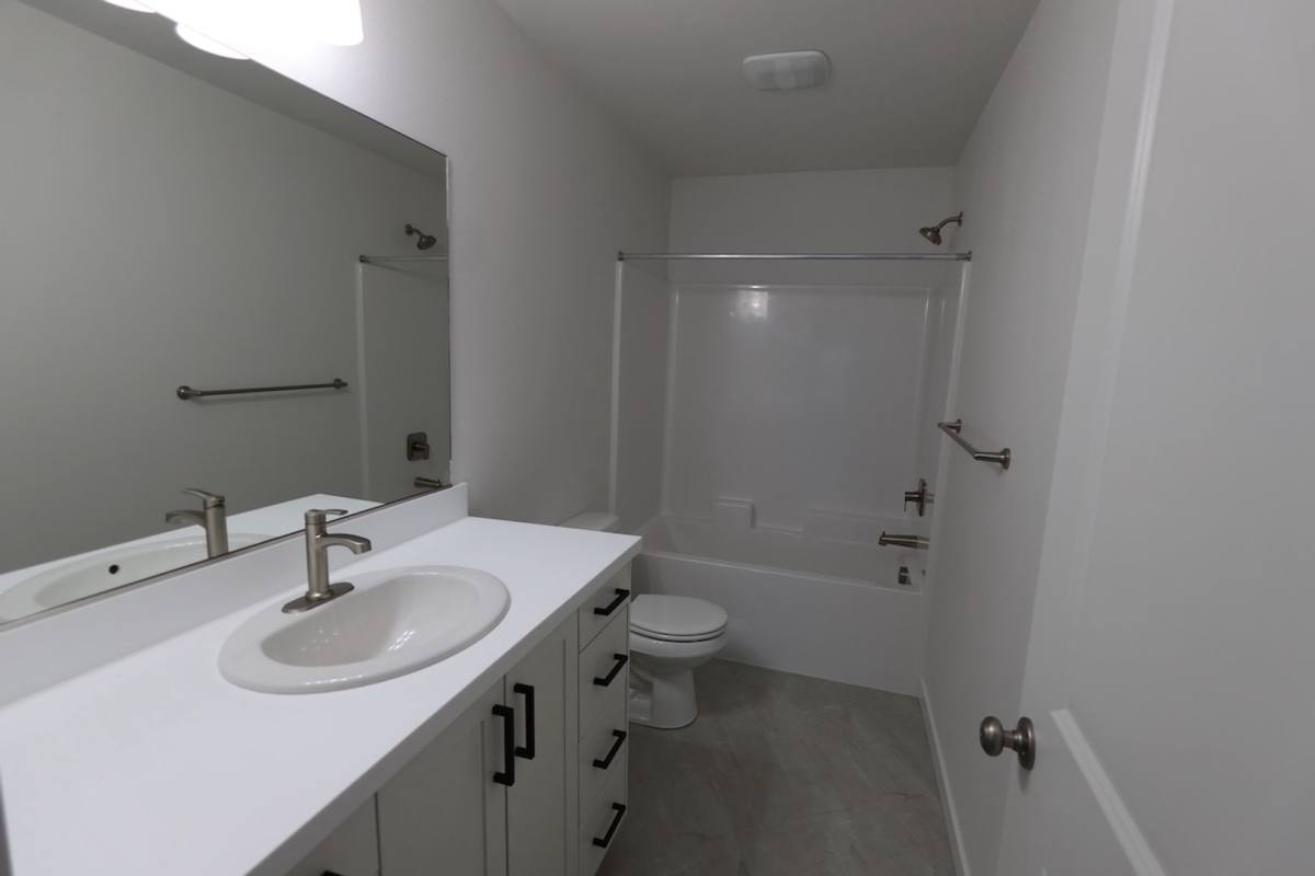 Townhouse for rent at 2441 & 2443 Roll Tide Court, Lebanon, OR 97355