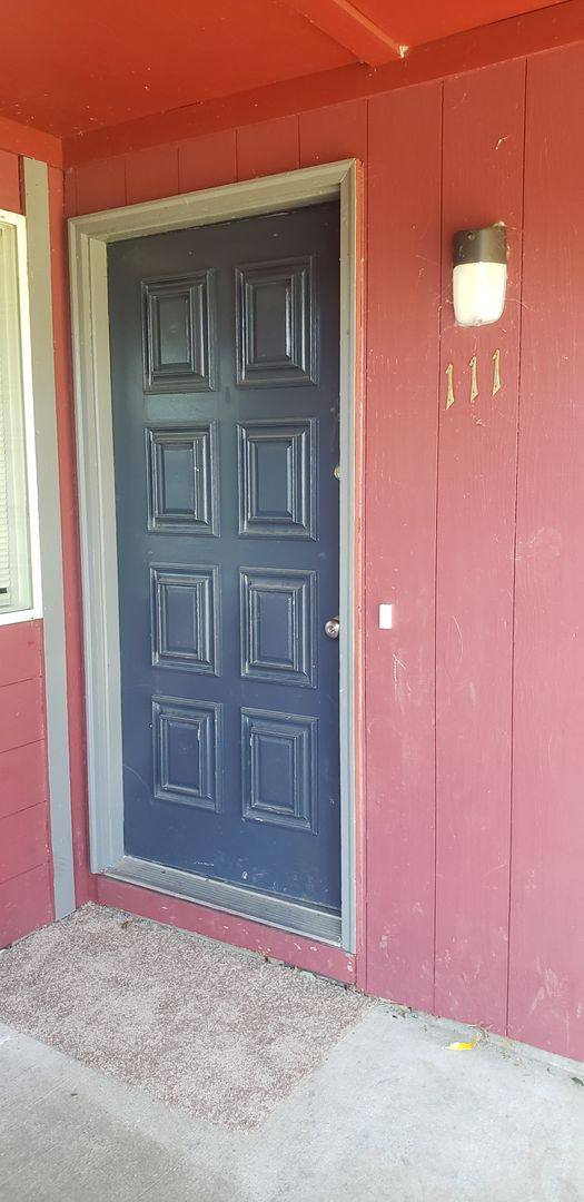 Apartment for rent at 109-111 SW Fleishauer Lane, McMinnville, OR 97128