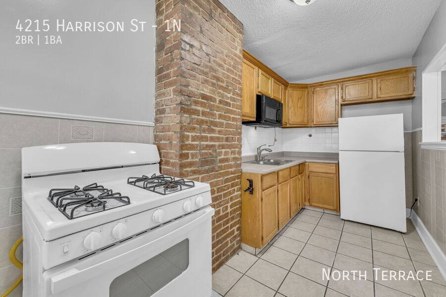 Apartment for rent at 4215 Harrison St #1N, Kansas City, MO 64110