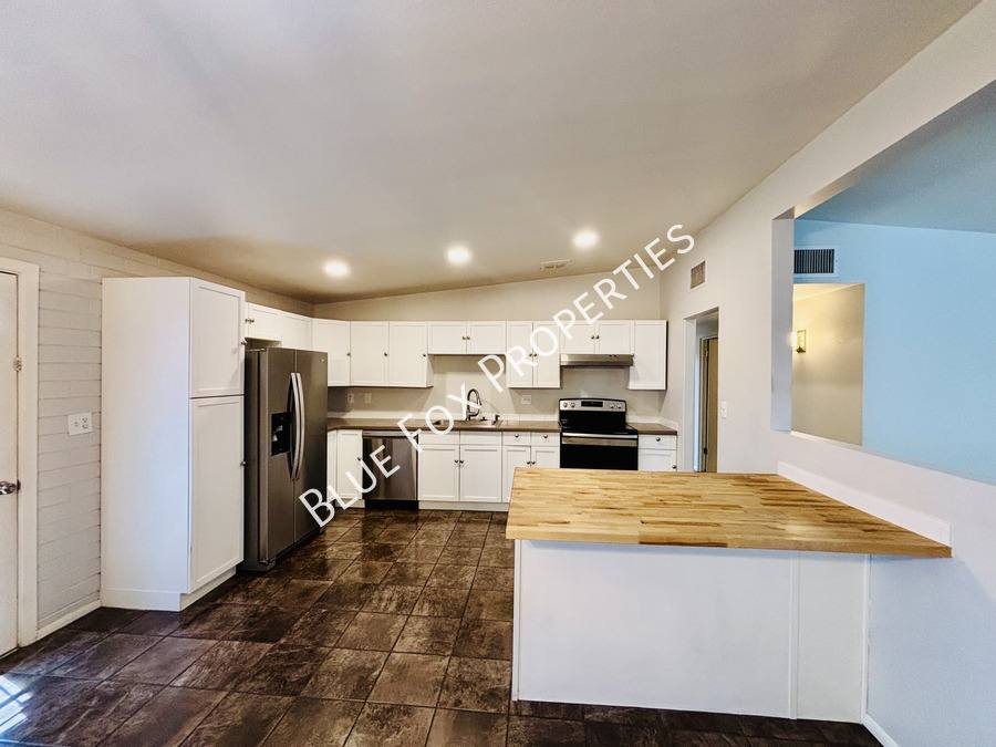 House for rent at 4355 E Glenn St, Tucson, AZ 85712