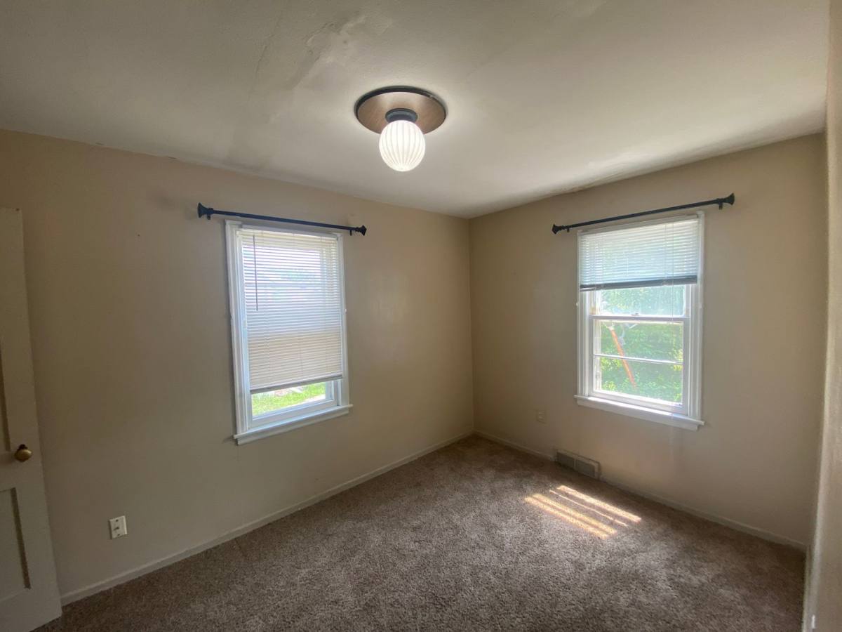 House for rent at 916 12th Ave N, Fargo, ND 58102