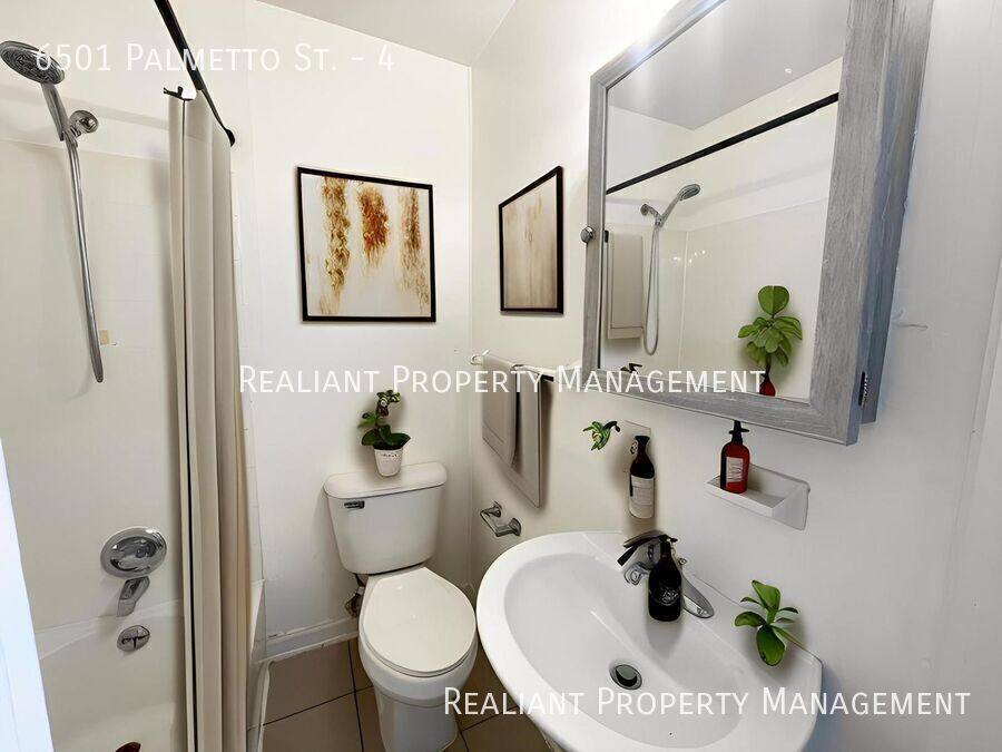Apartment for rent at 6501 Palmetto St #4, Cincinnati, OH 45227