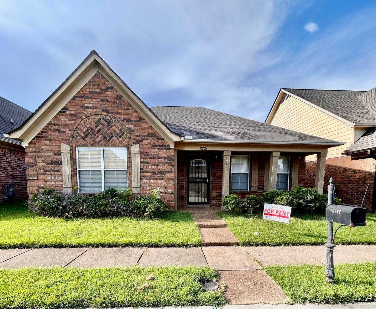 House for rent at 10188 Evening Hill Dr, Cordova, TN 38016