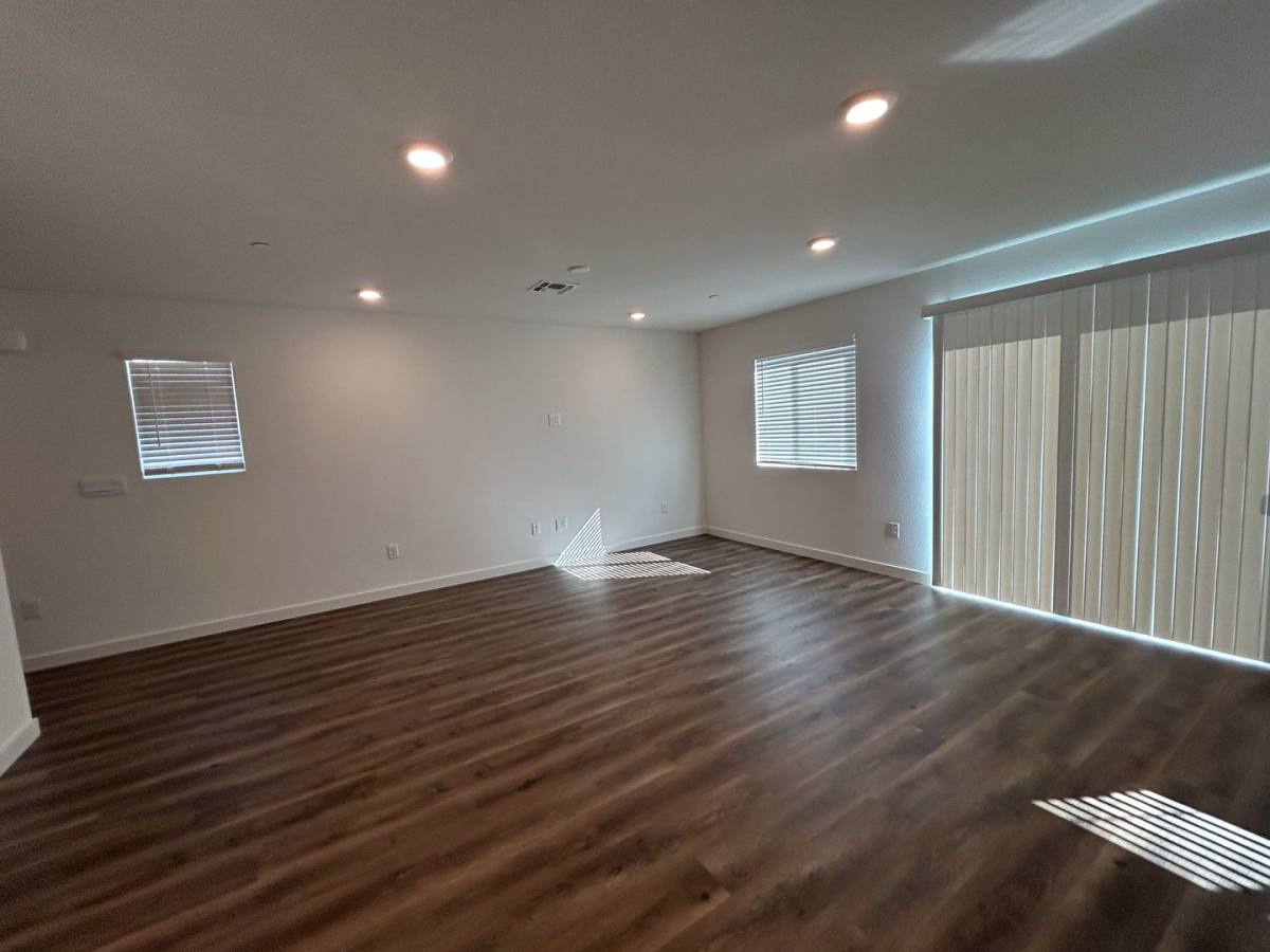 Apartment for rent at 805 Congaree Lane, Redding, CA 96001