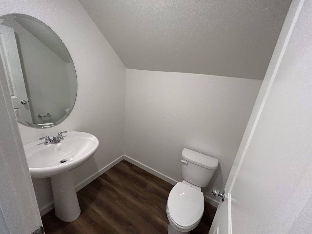 Apartment for rent at 805 Congaree Lane, Redding, CA 96001