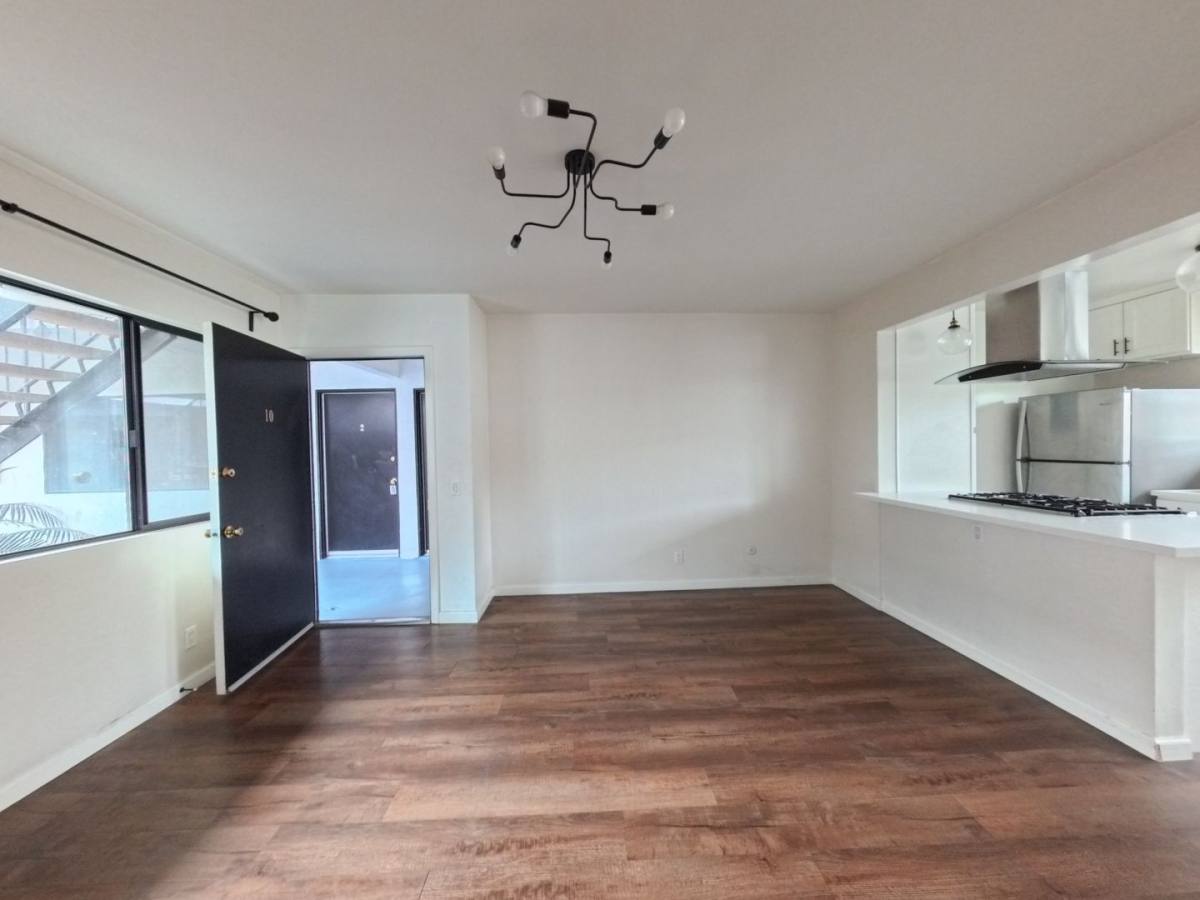 Apartment for rent at 6607 N Figueroa St #10, Los Angeles, CA 90042