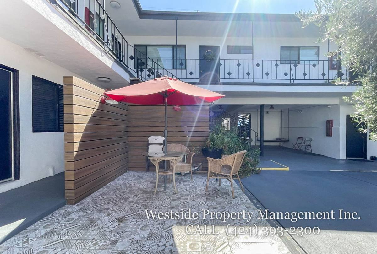 Apartment for rent at 6607 N Figueroa St #10, Los Angeles, CA 90042