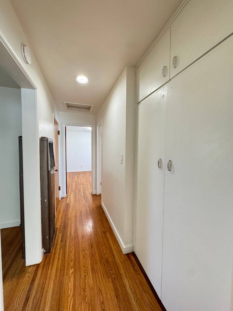Apartment for rent at 1812 N Allen Ave, Pasadena, CA 91104