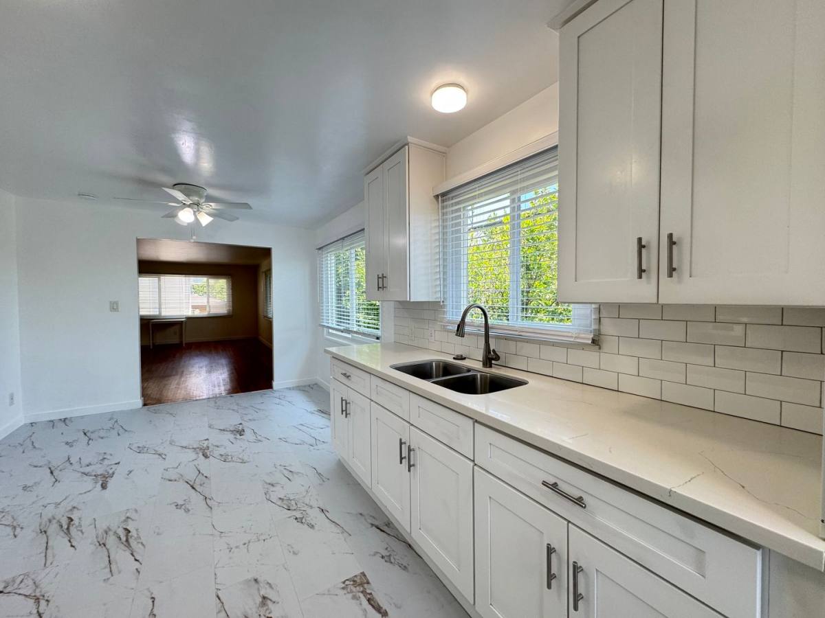 Apartment for rent at 1812 N Allen Ave, Pasadena, CA 91104