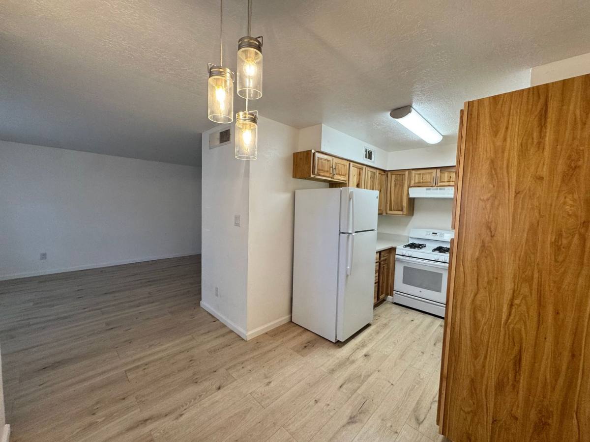Apartment for rent at 12204 Candelaria Rd NE, Albuquerque, NM 87112