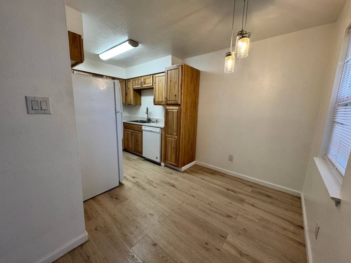 Apartment for rent at 12204 Candelaria Rd NE, Albuquerque, NM 87112