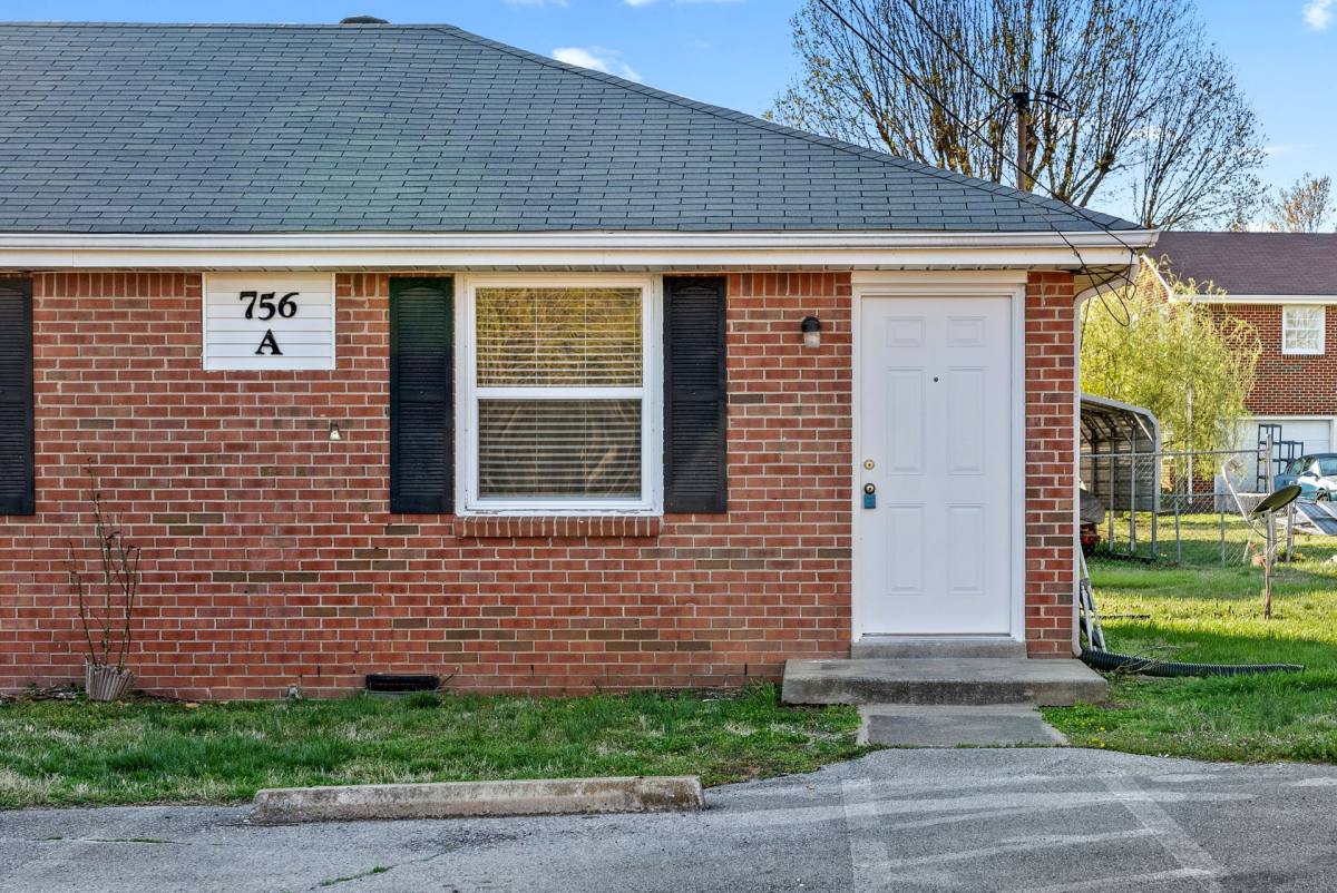 Apartment for rent at 754 C Bancroft Cr, Clarksville, TN 37042