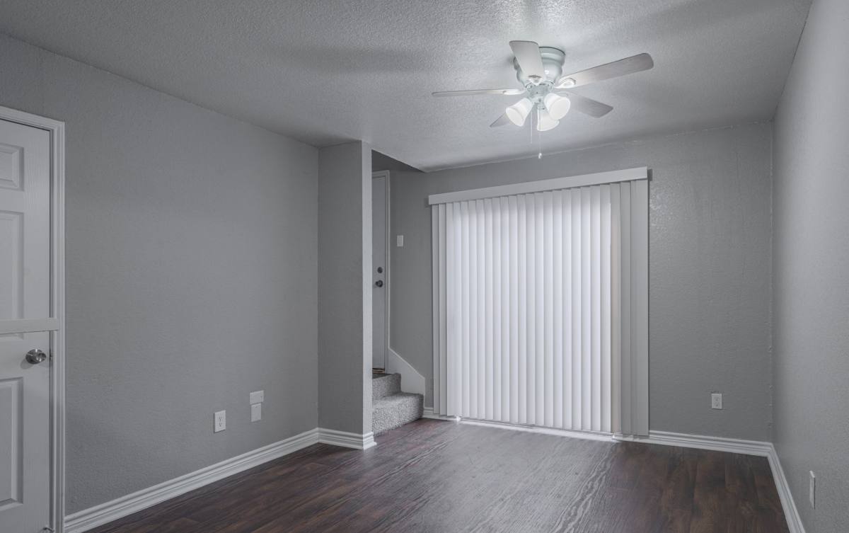 Apartment for rent at 5001 Ave F, Bay City, TX 77414