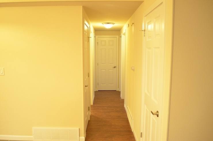 House for rent at 16426 SE 9th St, Bellevue, WA 98008