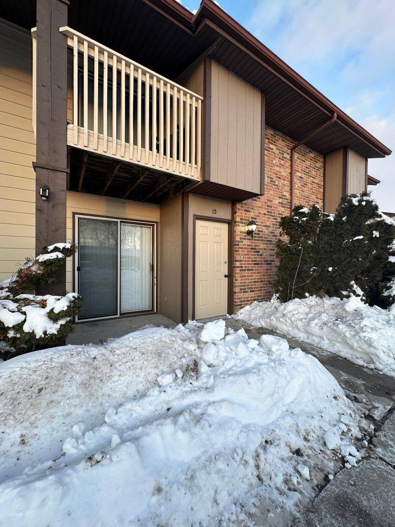 Apartment for rent at 1782 Eldorado Dr, Green Bay, WI 54302