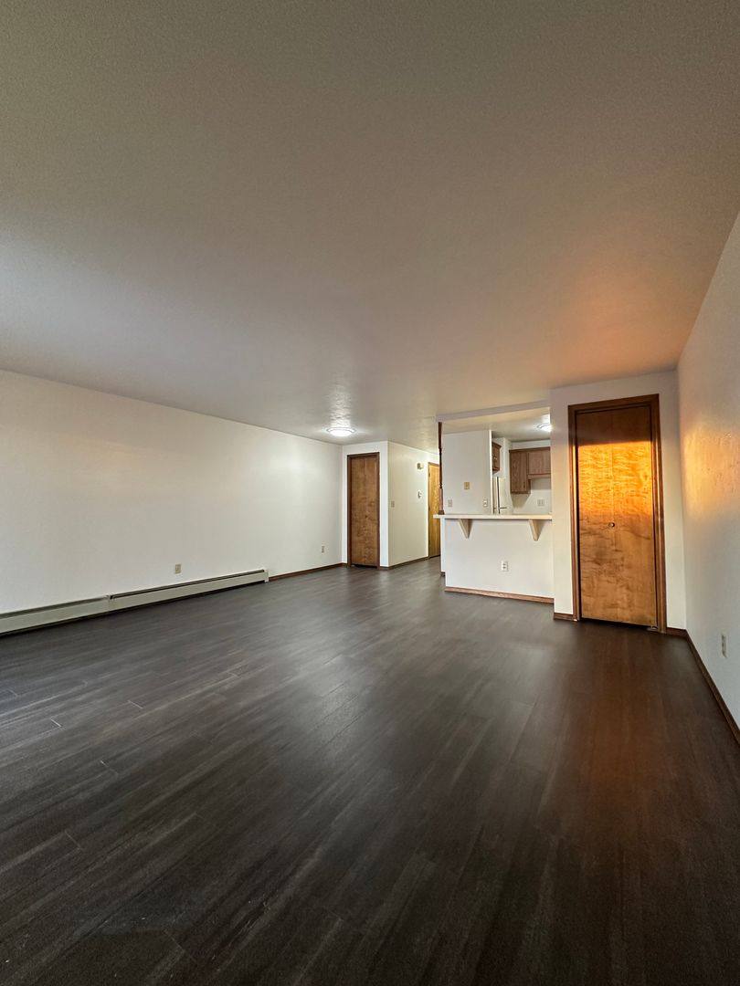Apartment for rent at 1782 Eldorado Dr, Green Bay, WI 54302