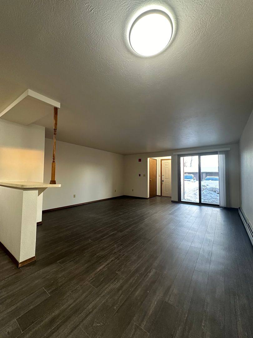 Apartment for rent at 1782 Eldorado Dr, Green Bay, WI 54302